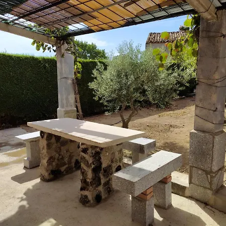 בית כפרי Mi Descanso Valdefuentes de Sangusín